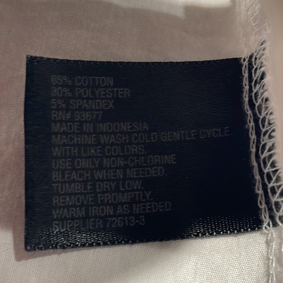 White button down shirt - Picture 4 of 4